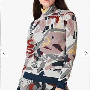 SWEATY BETTY BASE LAYER TOP - NWT